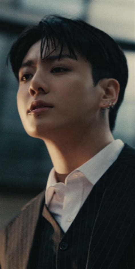 정국 (Jung Kook) 'Standing Next to You' Official MV  .